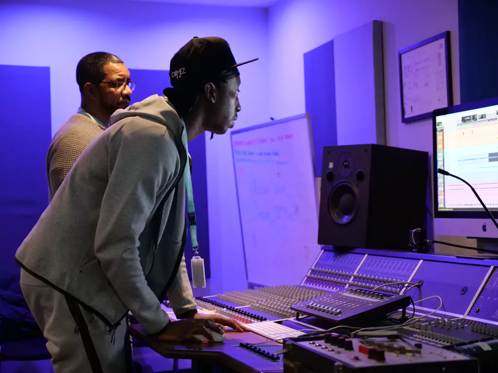 Vocal Deals Studio